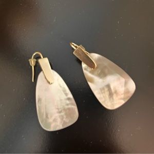 Kendra Scott shell statement earrings